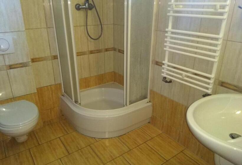 ２ベッドルームアパートメント, Zajazd U Doktora