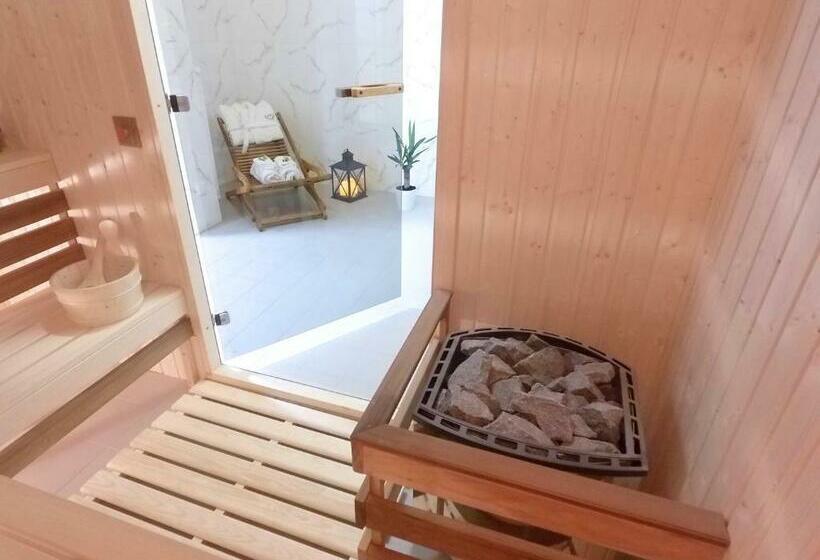 خانه 1 خوابه, Dwór I Dworek Leszczowate Wellness & Spa