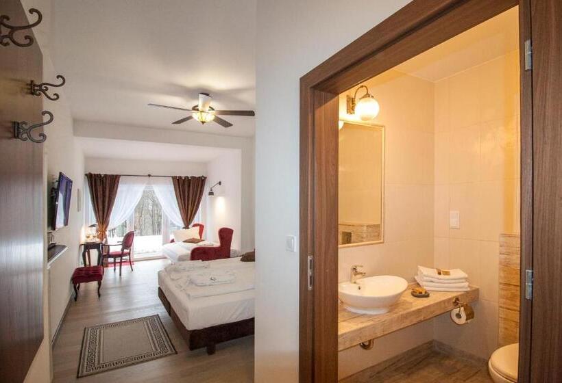 خانه 1 خوابه, Dwór I Dworek Leszczowate Wellness & Spa