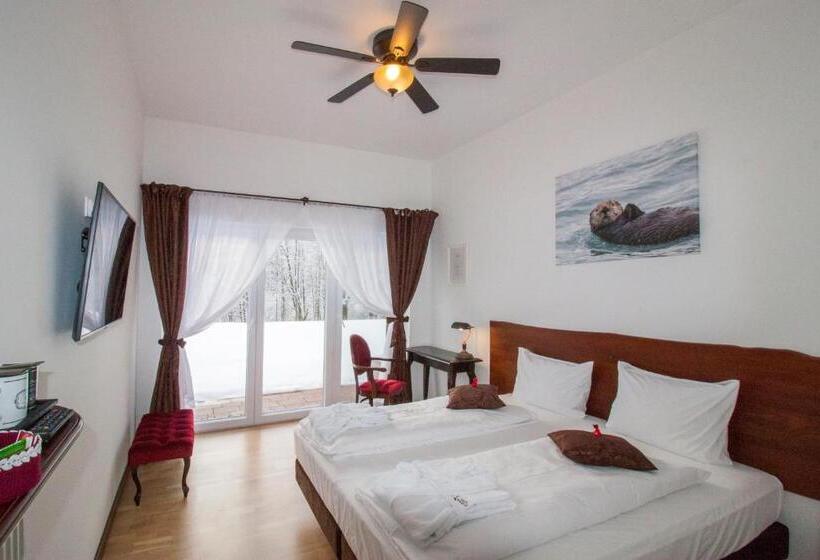 Дом 1 Спальня, Dwór I Dworek Leszczowate Wellness & Spa