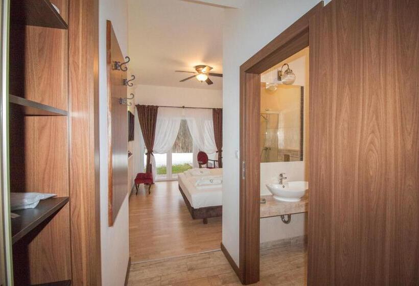 خانه 1 خوابه, Dwór I Dworek Leszczowate Wellness & Spa