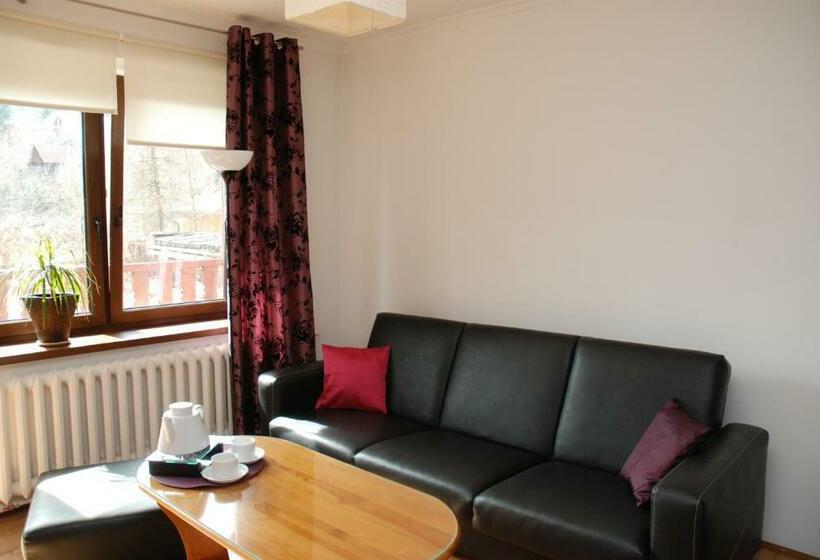 バルコニー付きスタンダードトリプルルーム, Willa Gościnny Próg