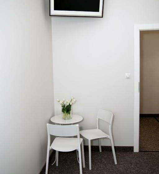 스탠다드 룸, Rodmos Hostel