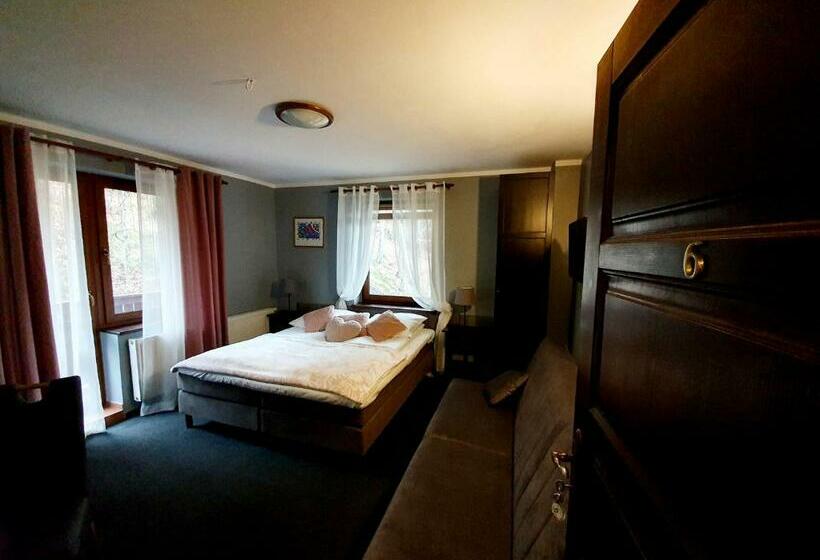 اتاق استاندارد, Willa Kora