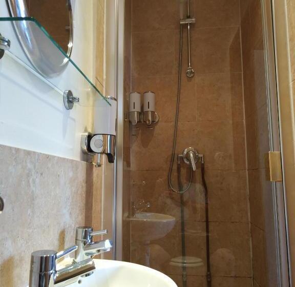 Triple Room Sea View, Central Wave