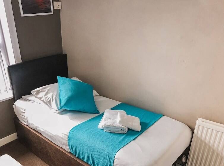 스탠다드 싱글 룸, Central Wave