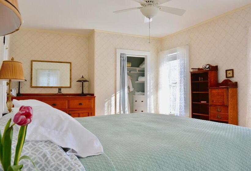 带海景的复工套房, Victorian By The Sea