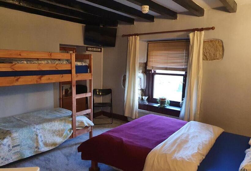 غرفة عائلية, B&b Drum Farm