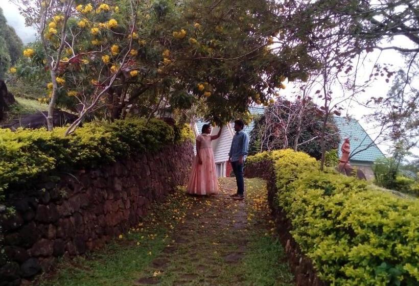 １ベッドルームハウス, Ambady Estate