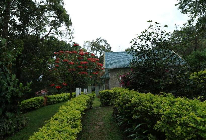 １ベッドルームハウス, Ambady Estate