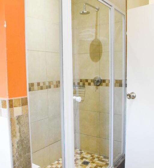 スタンダードルーム, Cresta Botsalo