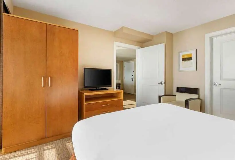 オーシャンビュースイート, Hilton Vacation Club Oceanaire Virginia Beach