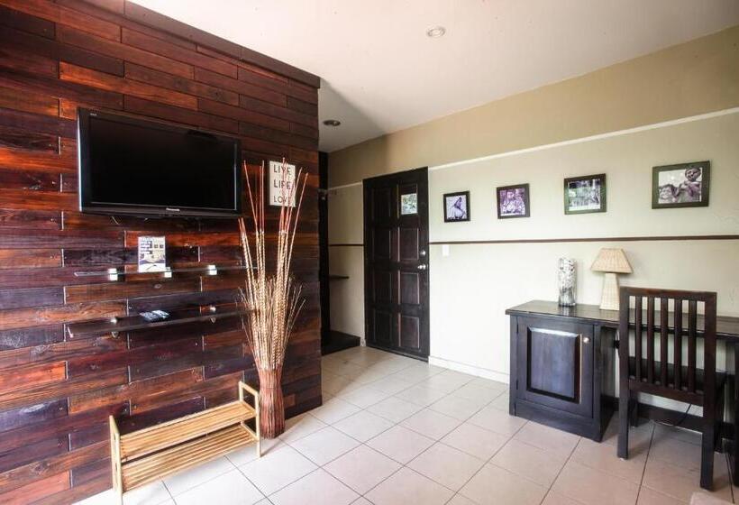 غرفة ديلوكس سرير كينج, Manglar Lodge