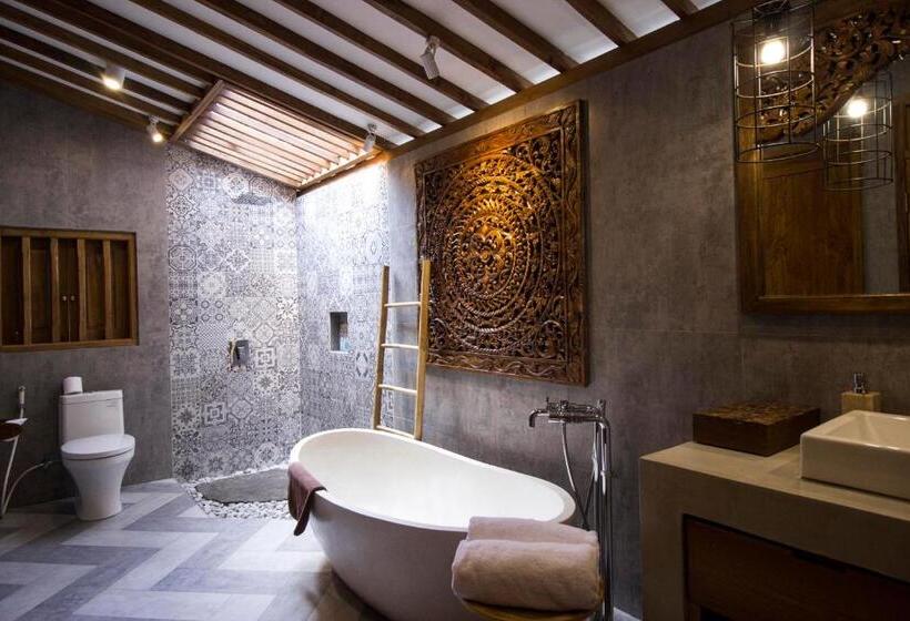 Люкс, Natya Hotel Tanah Lot