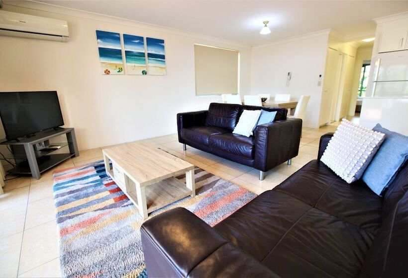 דירת חדר, Montana Palms Resort