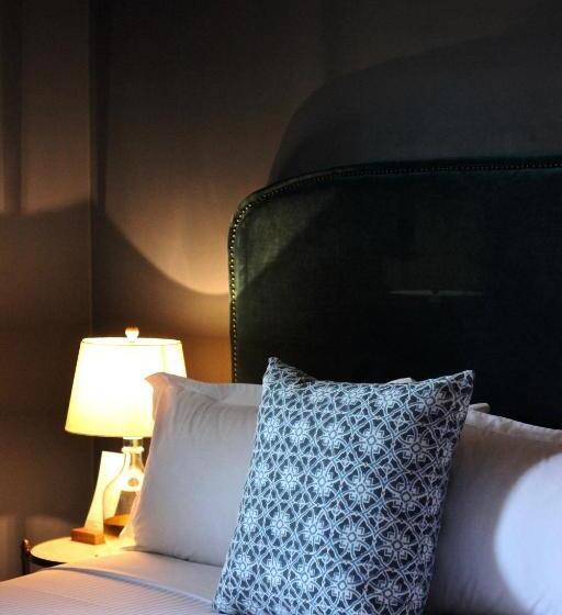 חדר קלאסי מיטת קינג סייז, Berida