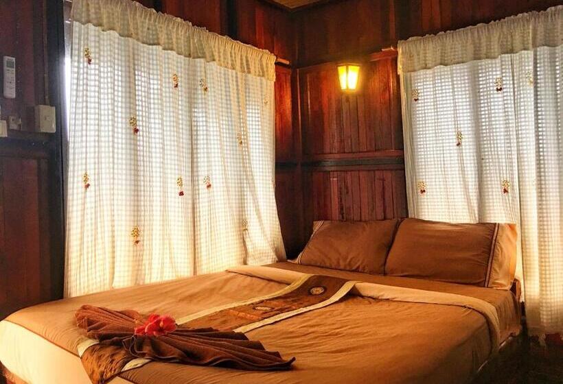 Номер Deluxe, Phi Phi Green Hill Resort