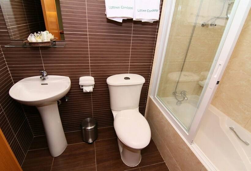 Suíte, Uptown Condotel