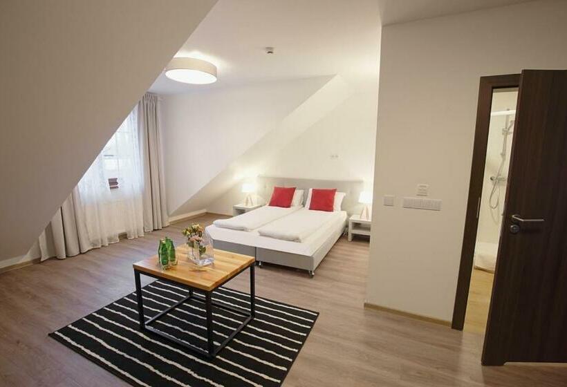 デラックスファミリールーム, Malinowy Dwór Wieluń