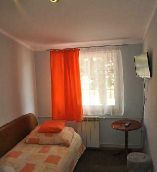 חדר סטנדרד יחיד חדר אמבטיה משותף, Zajazd Pod Lwem