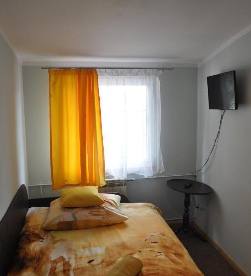 חדר סטנדרד יחיד חדר אמבטיה משותף, Zajazd Pod Lwem