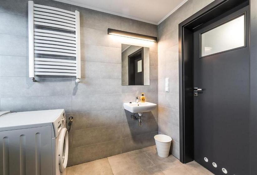 إستوديو قياسى, Apartamenty Medyka Park