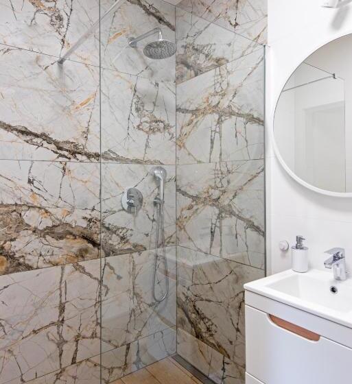 إستوديو ديلوكس, Aparthotel Studio