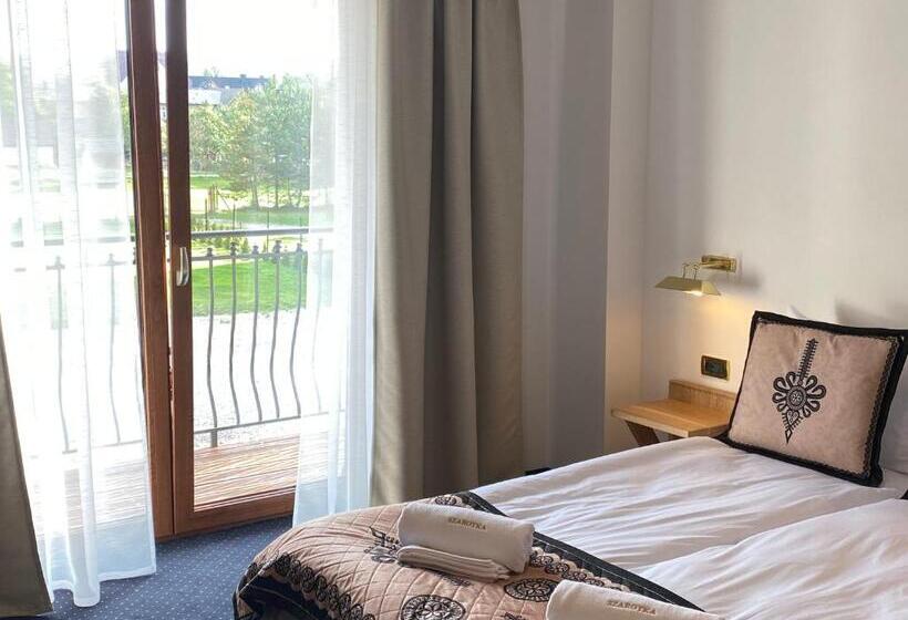 اتاق استاندارد چهار تخته, Dw Szarotka