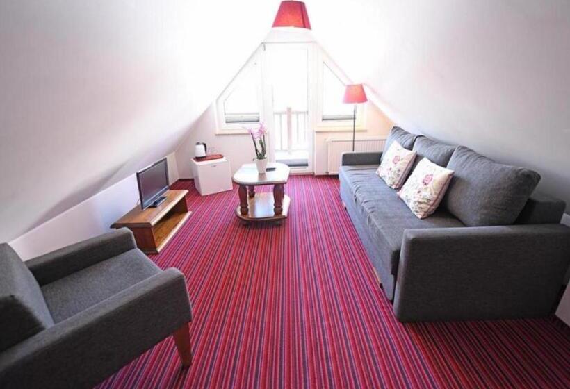 Четырехместный Номер Стандарт, Gościniec Malinówka