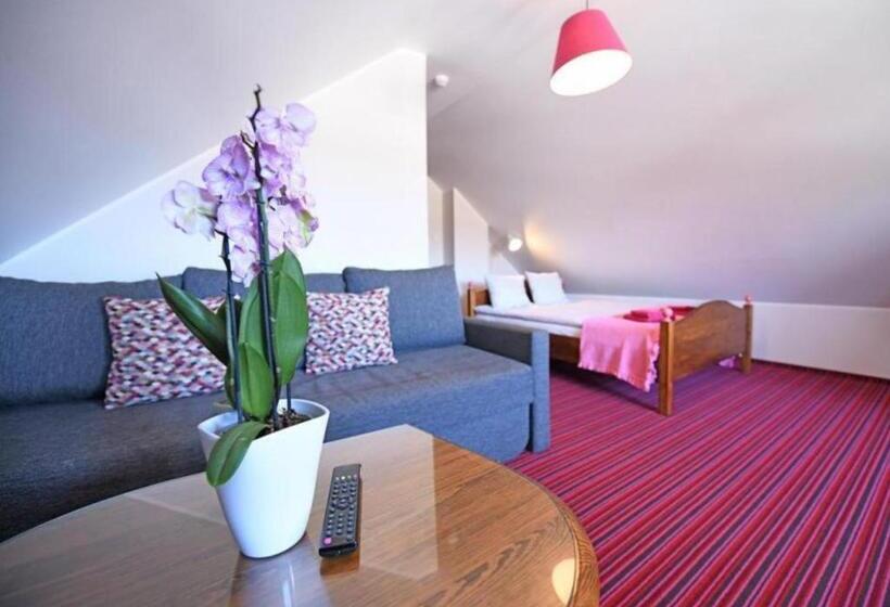 Четырехместный Номер Стандарт, Gościniec Malinówka