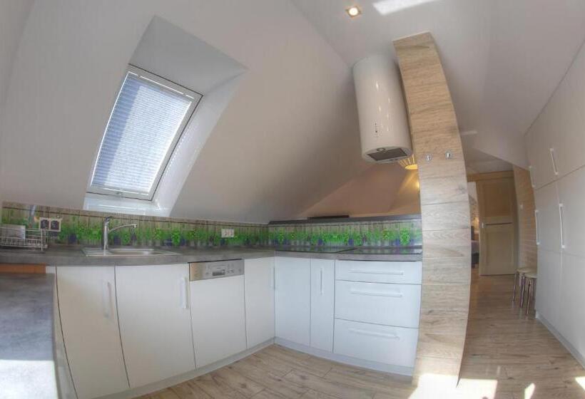 آپارتمان 1 خوابه, Helios