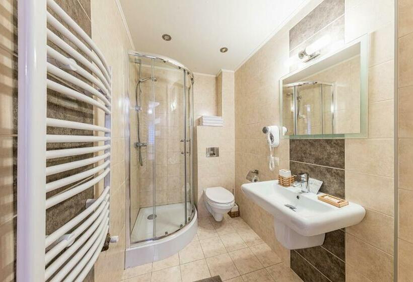 اتاق استاندارد سه نفره, Siedem życzeń