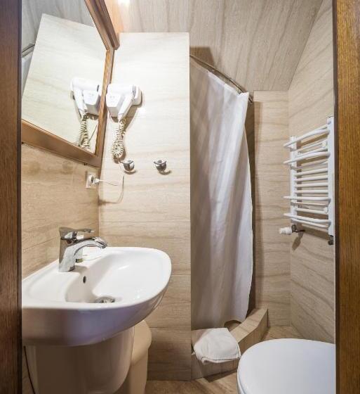 חדר סטנדרט לשלושה, Willa Bursztynowa