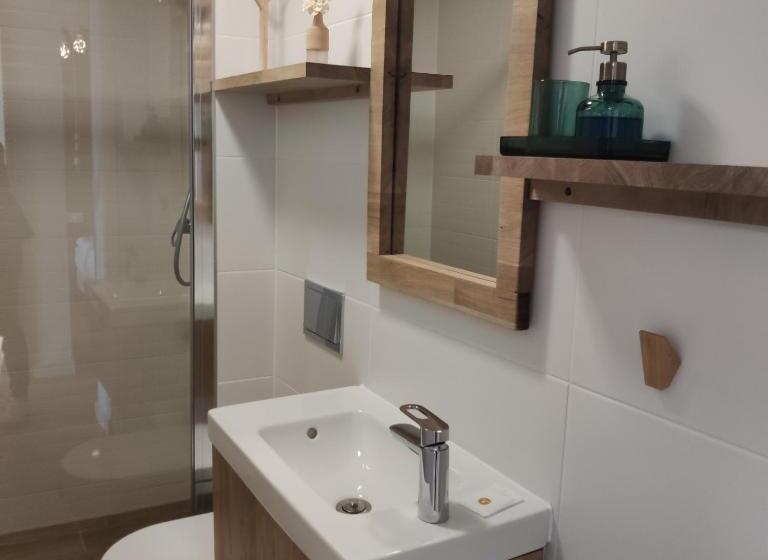 דירת חדר, Willa Bursztynowa