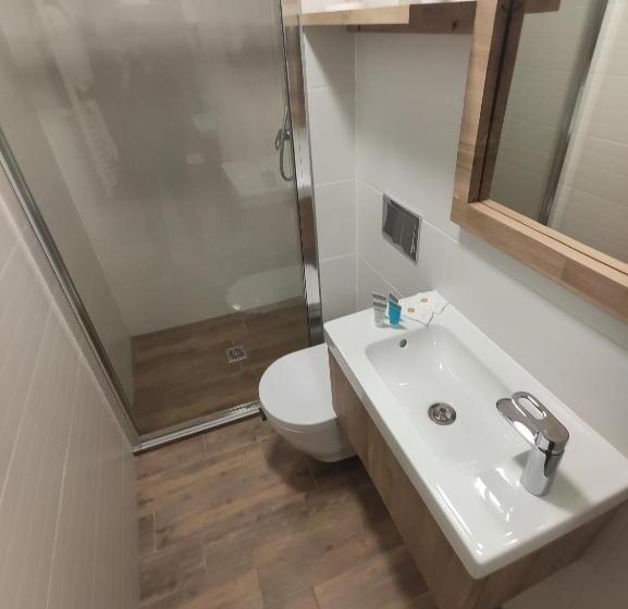 דירת חדר, Willa Bursztynowa