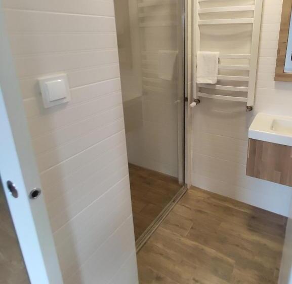 דירת חדר, Willa Bursztynowa