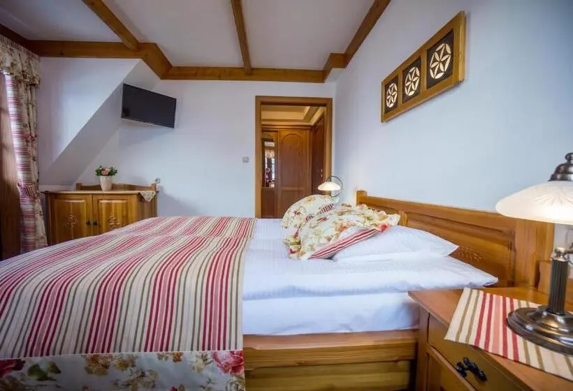 Deluxe-huone Parveke, Willa Pod Miedzą 200 M Do Term