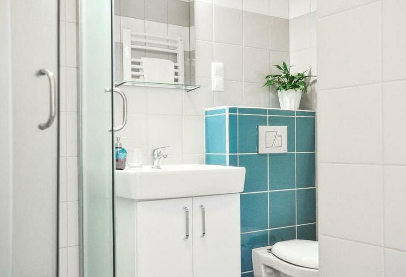 חדר סטנדרט לשלושה, Zajazd Dabie