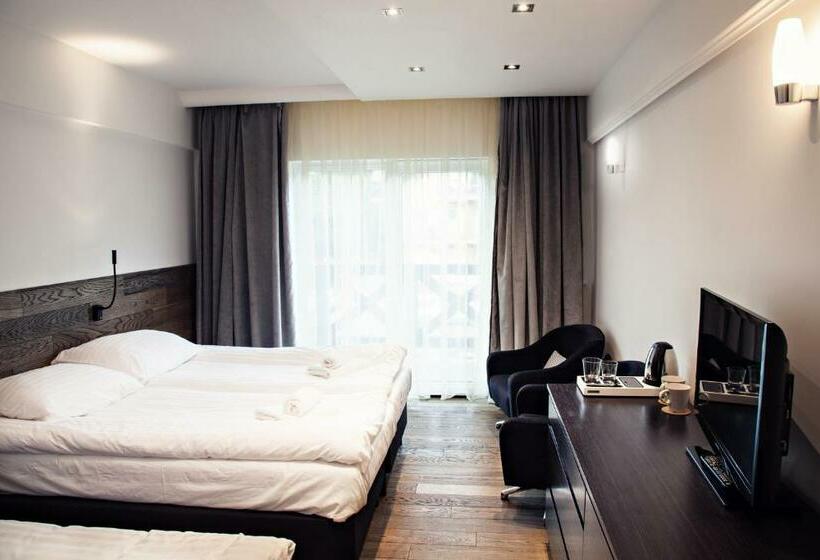 标准间, Four Winds