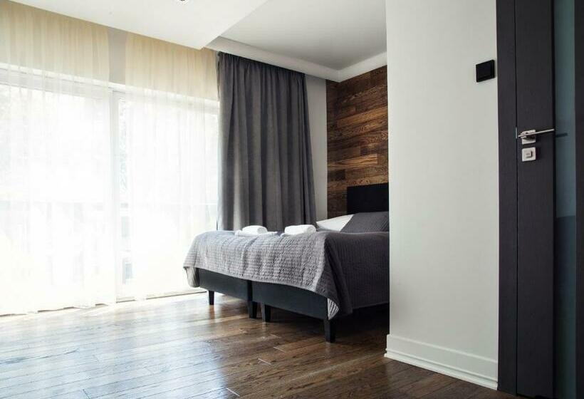 豪华房间, Four Winds