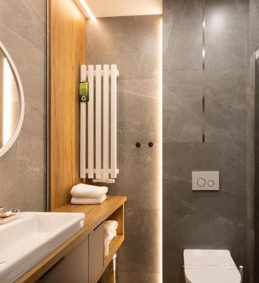 带阳台的豪华间, Four Winds