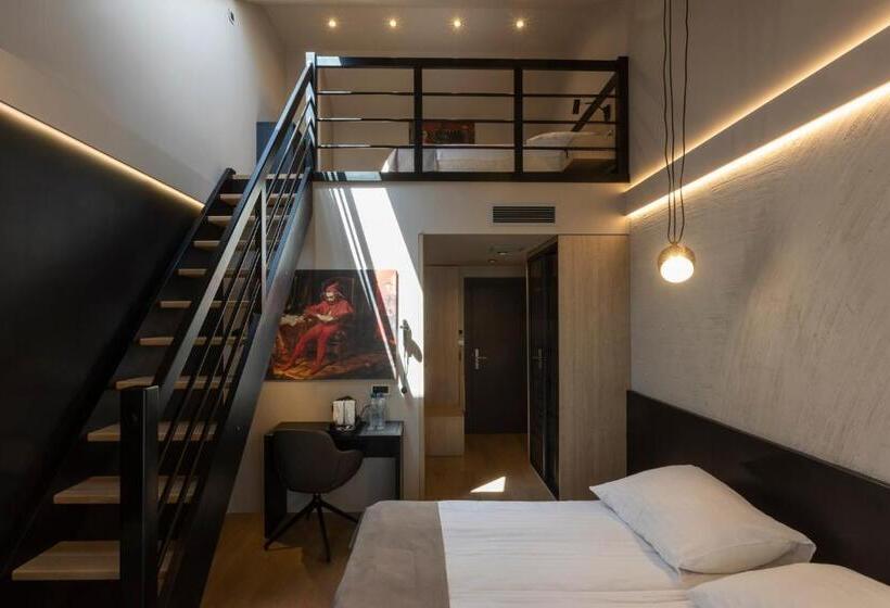 Family Suite, Four Winds