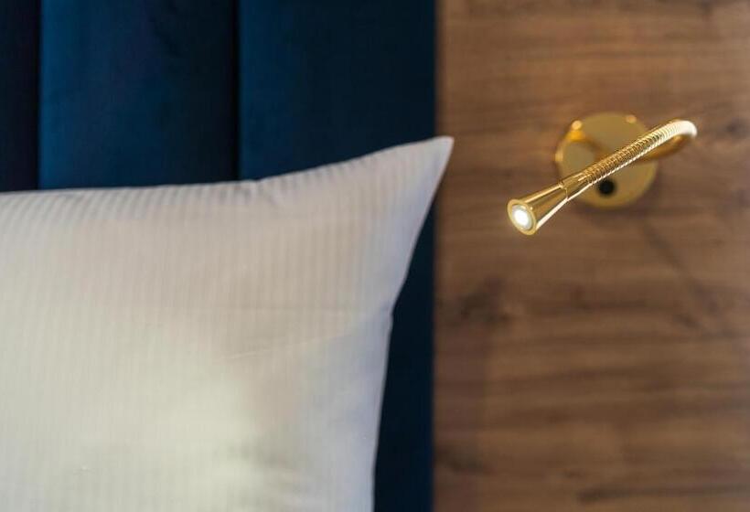 Номер Стандарт Трехместный, Helios Apart