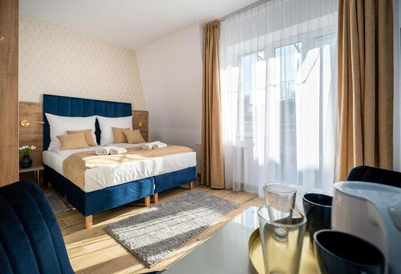 Номер Стандарт с Балконом, Helios Apart