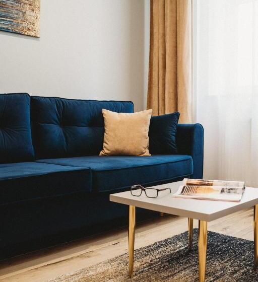 Семейный Номер, Helios Apart