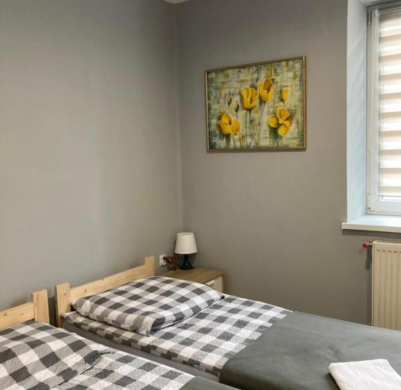 غرفة قياسية ثلاثية, Hostel Karpacki Szymon Szczepan