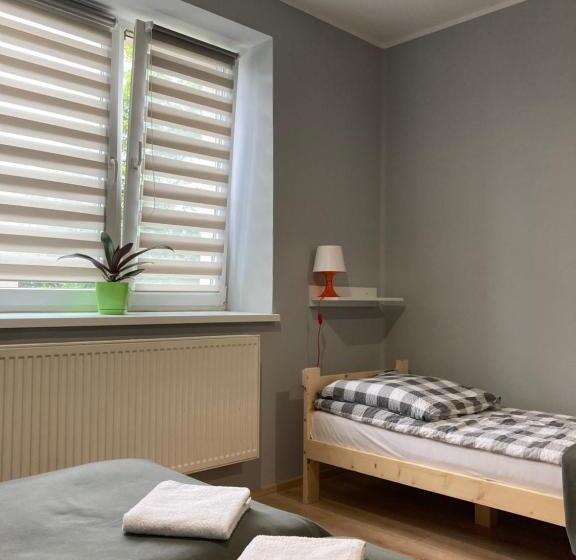 غرفة قياسية ثلاثية, Hostel Karpacki Szymon Szczepan