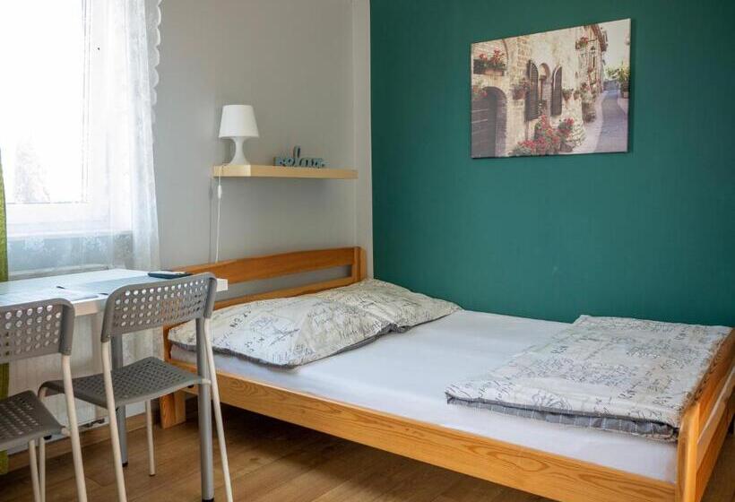 اتاق استاندارد سه نفره, Hostel W Ogrodzie