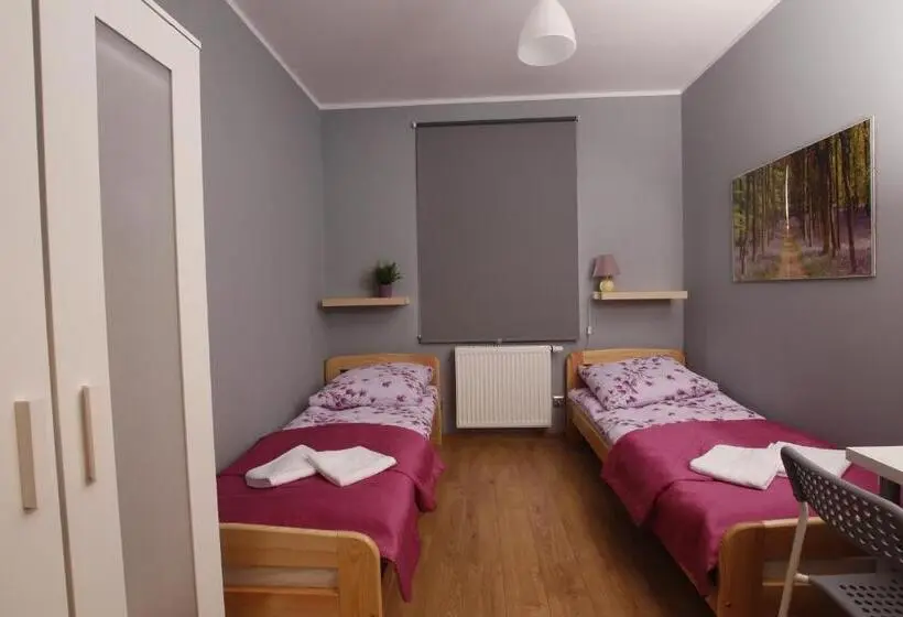 Economy-huone, Hostel W Ogrodzie