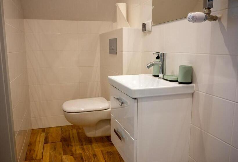 Номер Стандарт Трехместный, Hostel W Ogrodzie